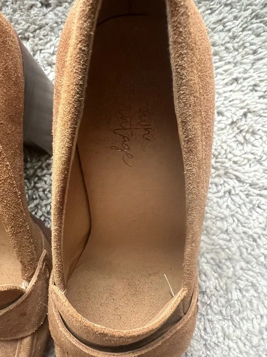 Crown Vintage Women's Suede Loafers in Tan Brown - Picture 5 of 9